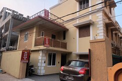 HOTEL PRATISTHA PARADISE