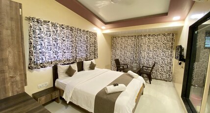 HOTEL MANGAL RESIDENCY Room Type - Deluxe Room