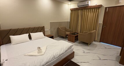 The Daffodils Resorts Room Type - Deluxe King Bed with Terrace View