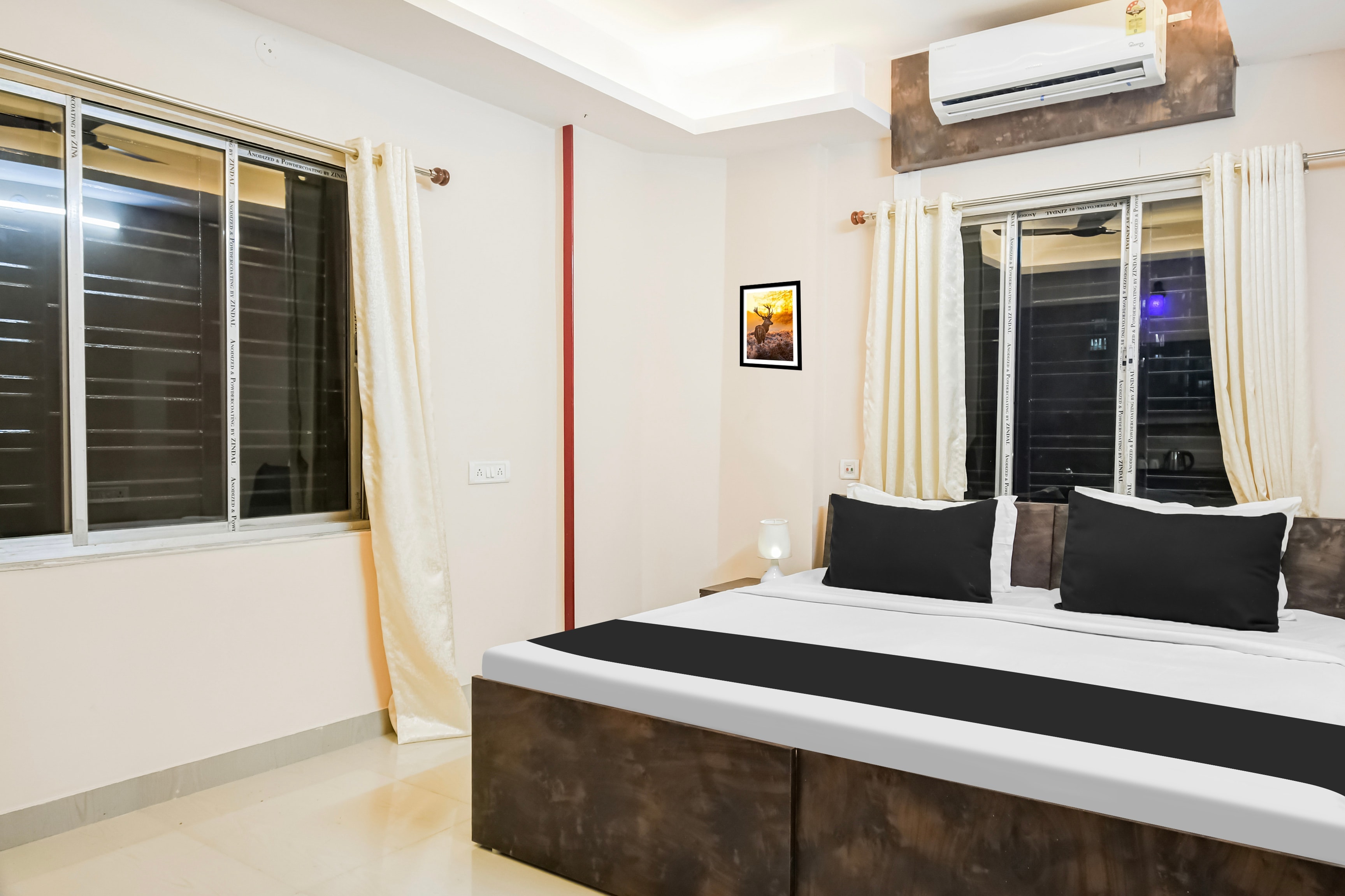 Hotel O MOHAR KUNJHA - Tap to explore photos