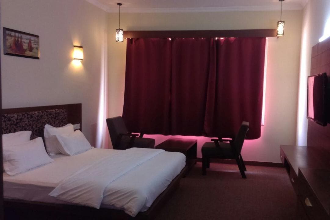 Neelkanth Bagar Inn Resort - Tap to explore photos
