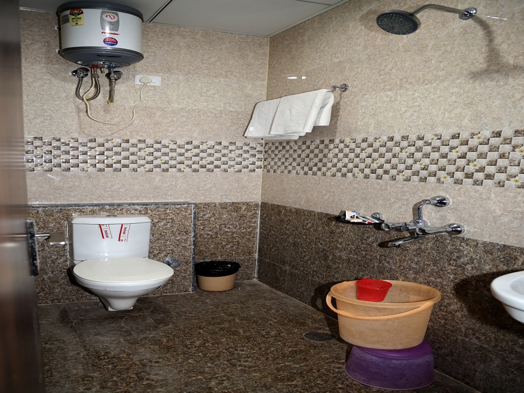 Hotel Khatu Naresh - Tap to explore photos