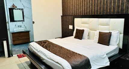 Harsh Hotel & Resturant Room Type - Super Deluxe.