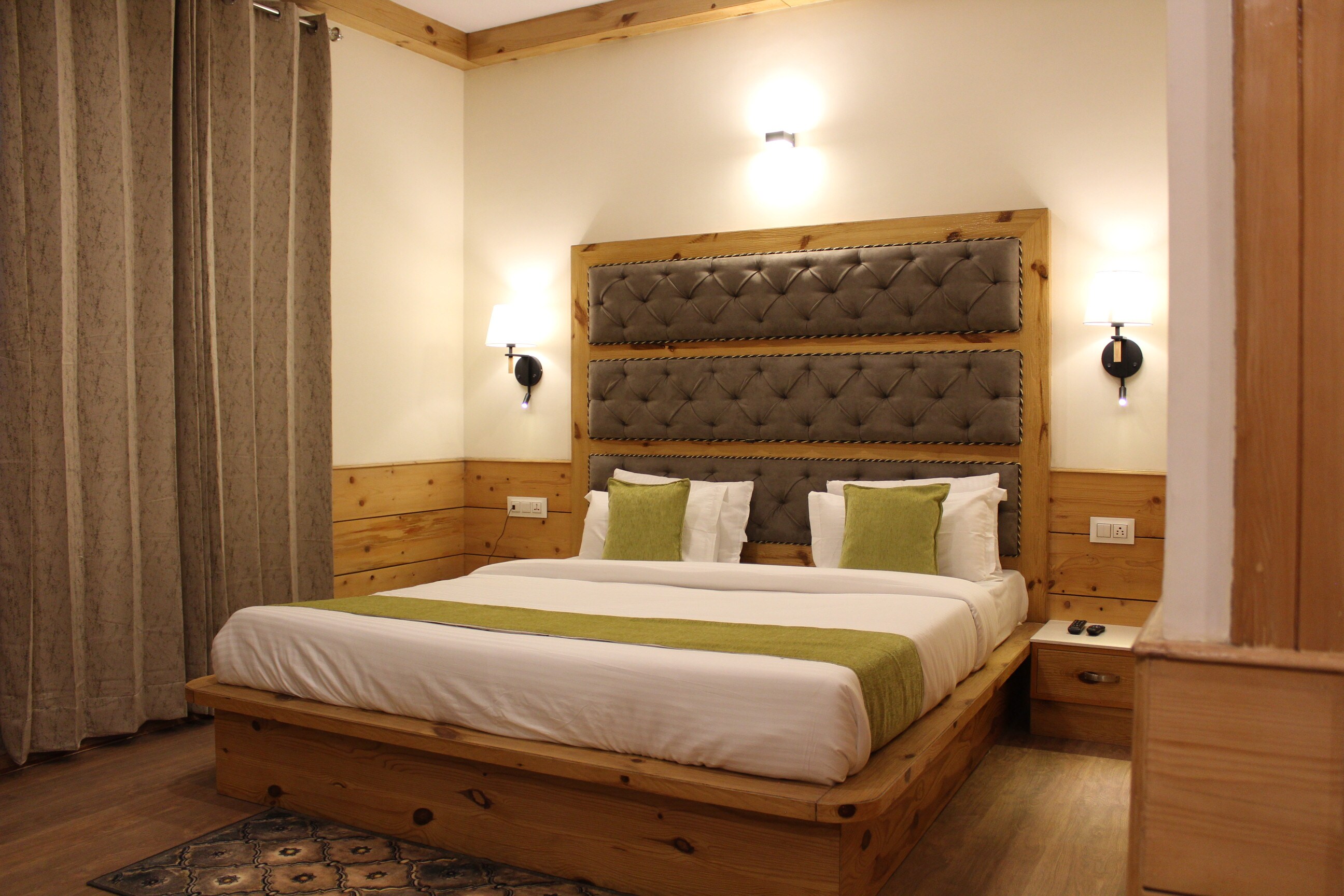 Royal Rajasthan Regency - Hotel & Restaurant - Tap to explore photos