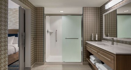 Home2 Suites by Hilton Austin East Side Room Type - 1 KING 1BEDROOM SUITE