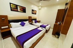 Hotel Liwa International