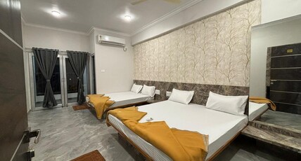 Hotel Grand Vrundavan Room Type - 4 Bed Premium Ac Room Near Swami Samarth Mandir Hotel Grand Vrundavan Room Type - 4 Bed Premium Ac Room Near Swami Samarth Mandir