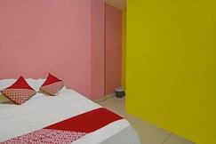 Hotel O Pelangi House 789 Syariah