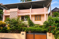 Lin's Idyllic Stay
