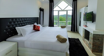 Kallat British Resort Room Type - Valley View Villa AC