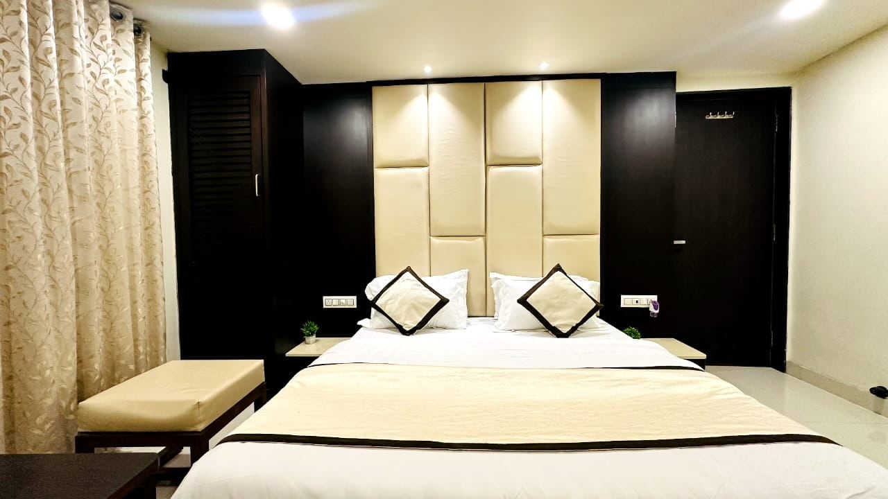 Abu Inn, Mount Abu - The Luxury Boutique Stay - Tap to explore photos