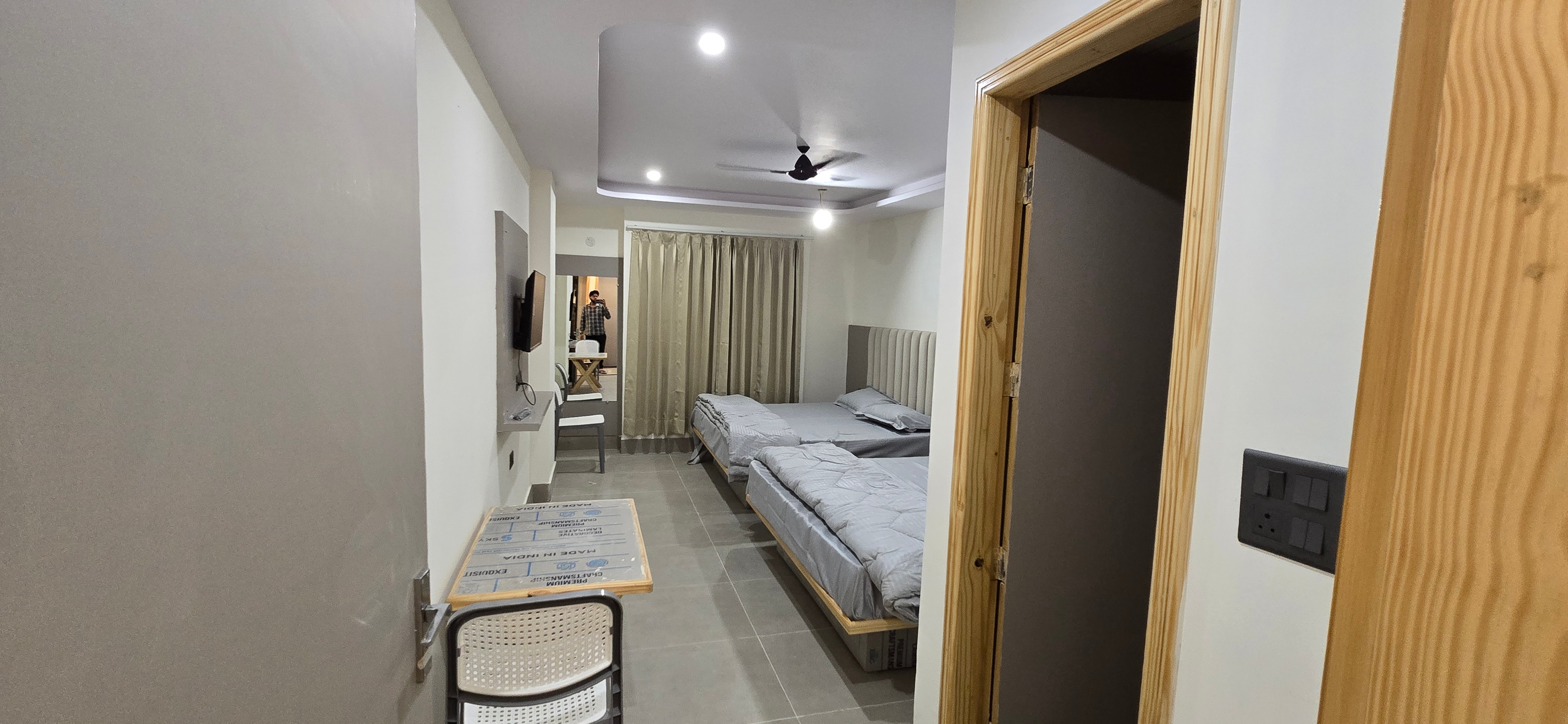 Hotel Gyan Niketan - Tap to explore photos