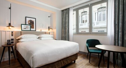 DoubleTree By Hilton Rome Monti Room Type - QUEEN SUPERIOR GUEST ROOM