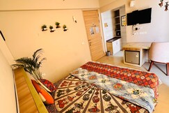 Address of Dream Stay Holiday(10min from Prem Mandir)