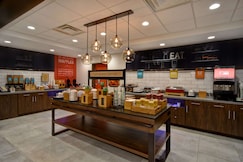Hampton Inn Pleasant View, TN