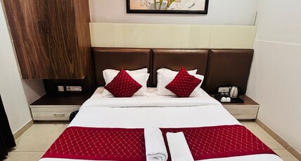 HOTEL DREAM VILLA Room Type - Deluxe Room