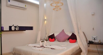 Hotel Delta Residency Room Type - Suite Ac room with Wifi pool view