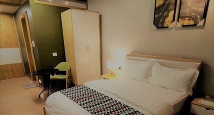 HOTEL WOODS INN Room Type - Superior Room HOTEL WOODS INN Room Type - Superior Room