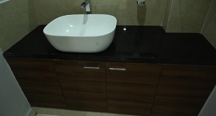 Vinayak Hotel & Restaurant Room Type - Premium Deluxe Room