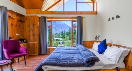 Fursat - Boutique Villa Room Type - Premium Wooden Cottage Room
