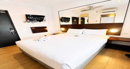Nio Hotel Room Type - Double Room Higher Floor With TV