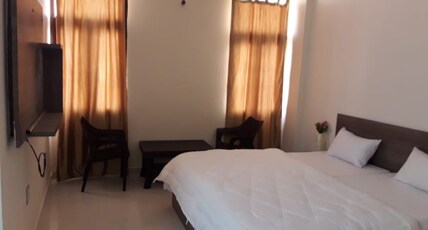 Hotel Kashi Stay Room Type - Deluxe Room