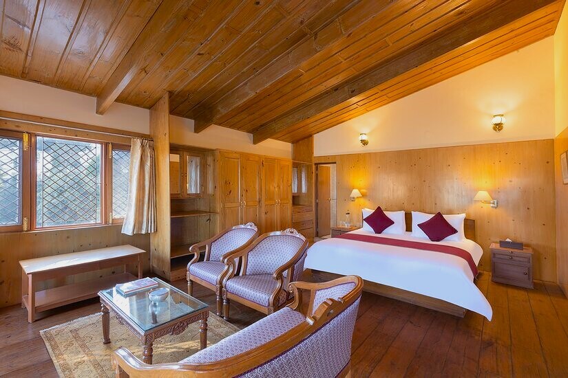 V are Family Lion's Terrace Wing | 4BR in 7BHK hill-top luxury Estate - Tap to explore photos