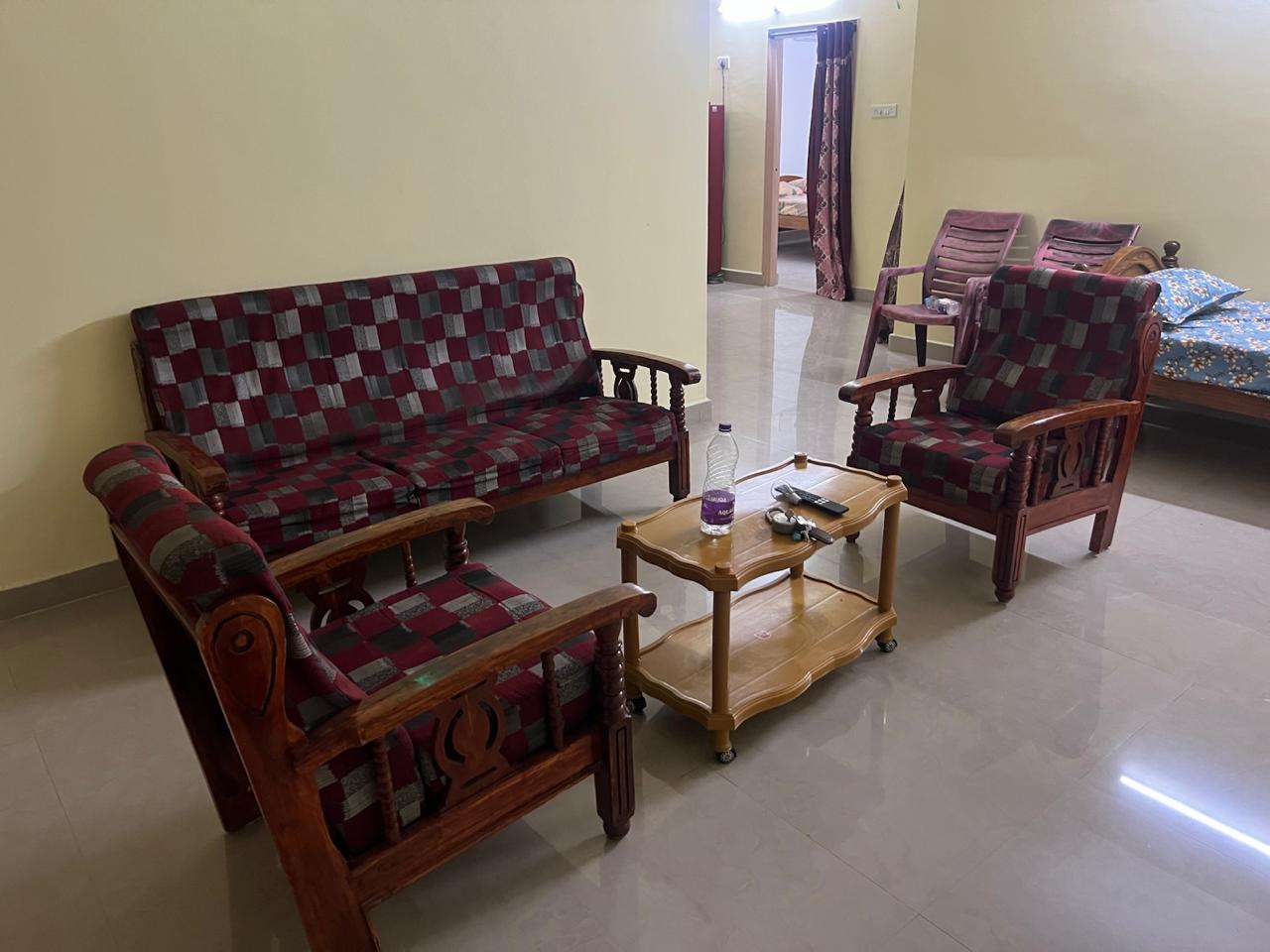 Samruddhi Guest Inn - Tap to explore photos