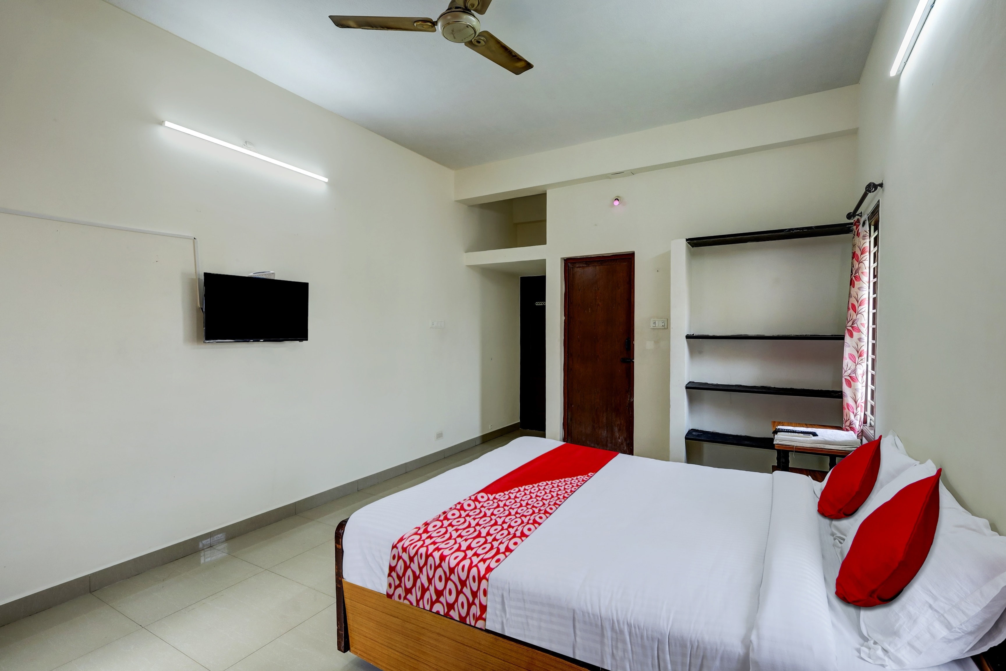 Hotel O Vaishnavi Stays - Tap to explore photos