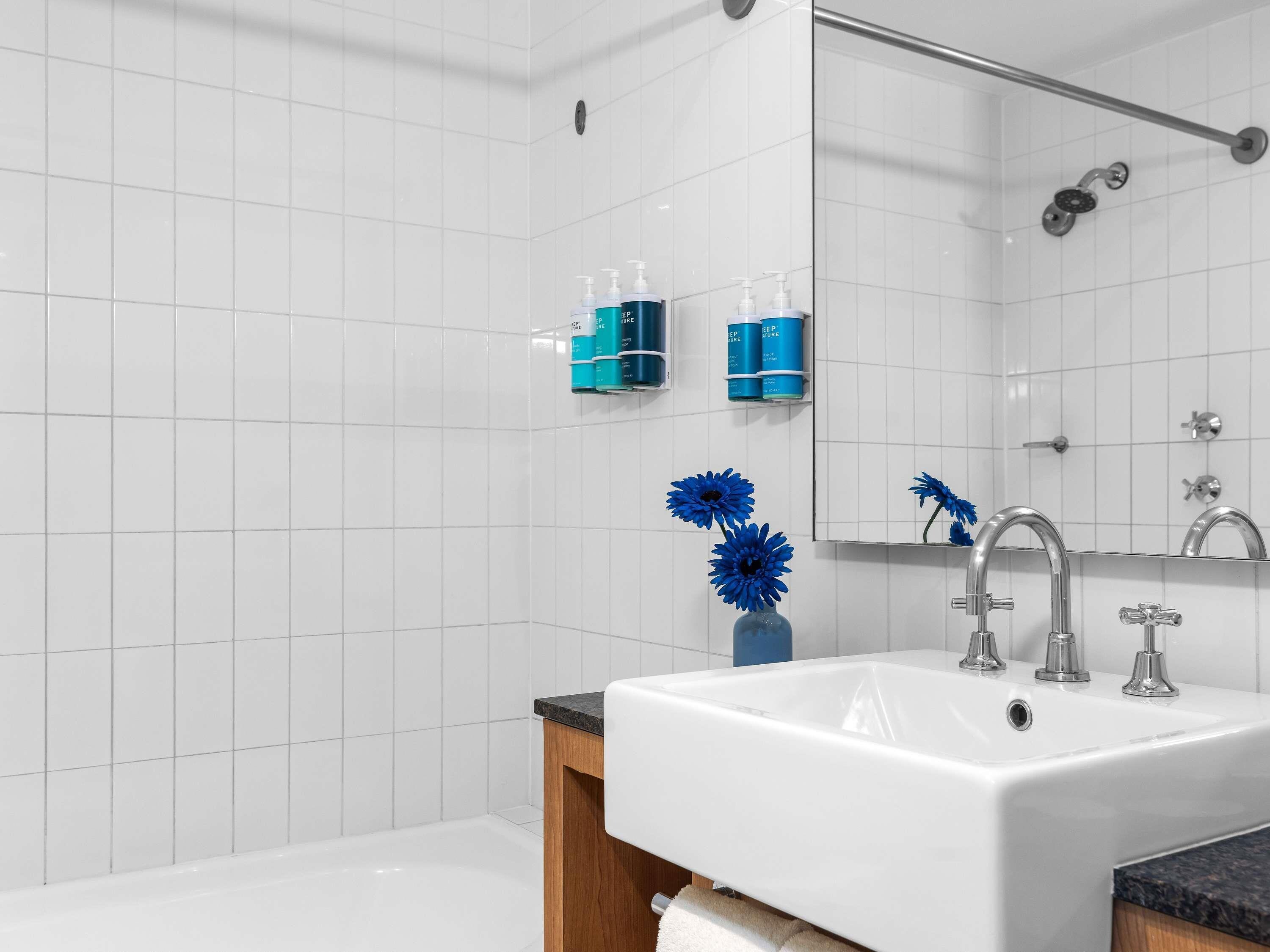 Hotel Novotel Perth Langley - Tap to explore photos