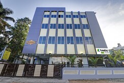 Treebo Pushpak 100 Mtrs From Chottanikkara Temple