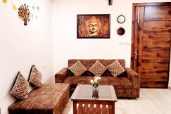 Yogvan | 1BHK Homely Apartment Tapovan