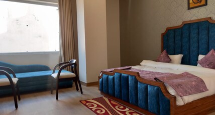 FOUR LEAF HOTELS KASGANJ Room Type - SUPER DELUXE