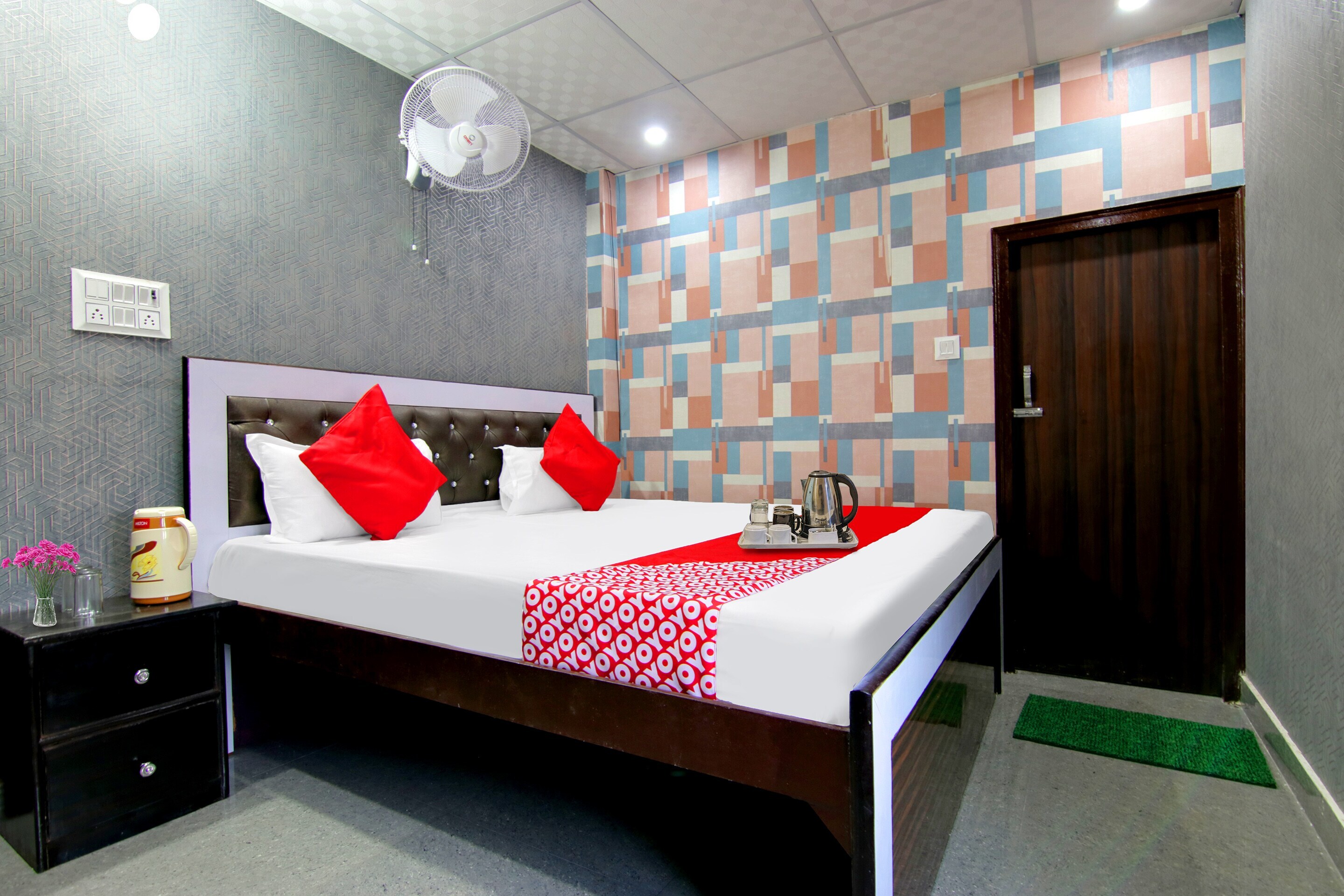 Hotel O Vikal Stay - Tap to explore photos
