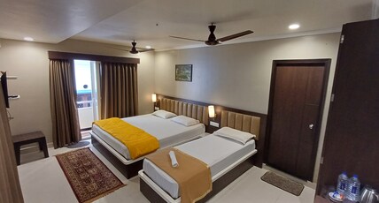 Sridham 100M From Puri Sea Beach Room Type - Triple Bed AC Room