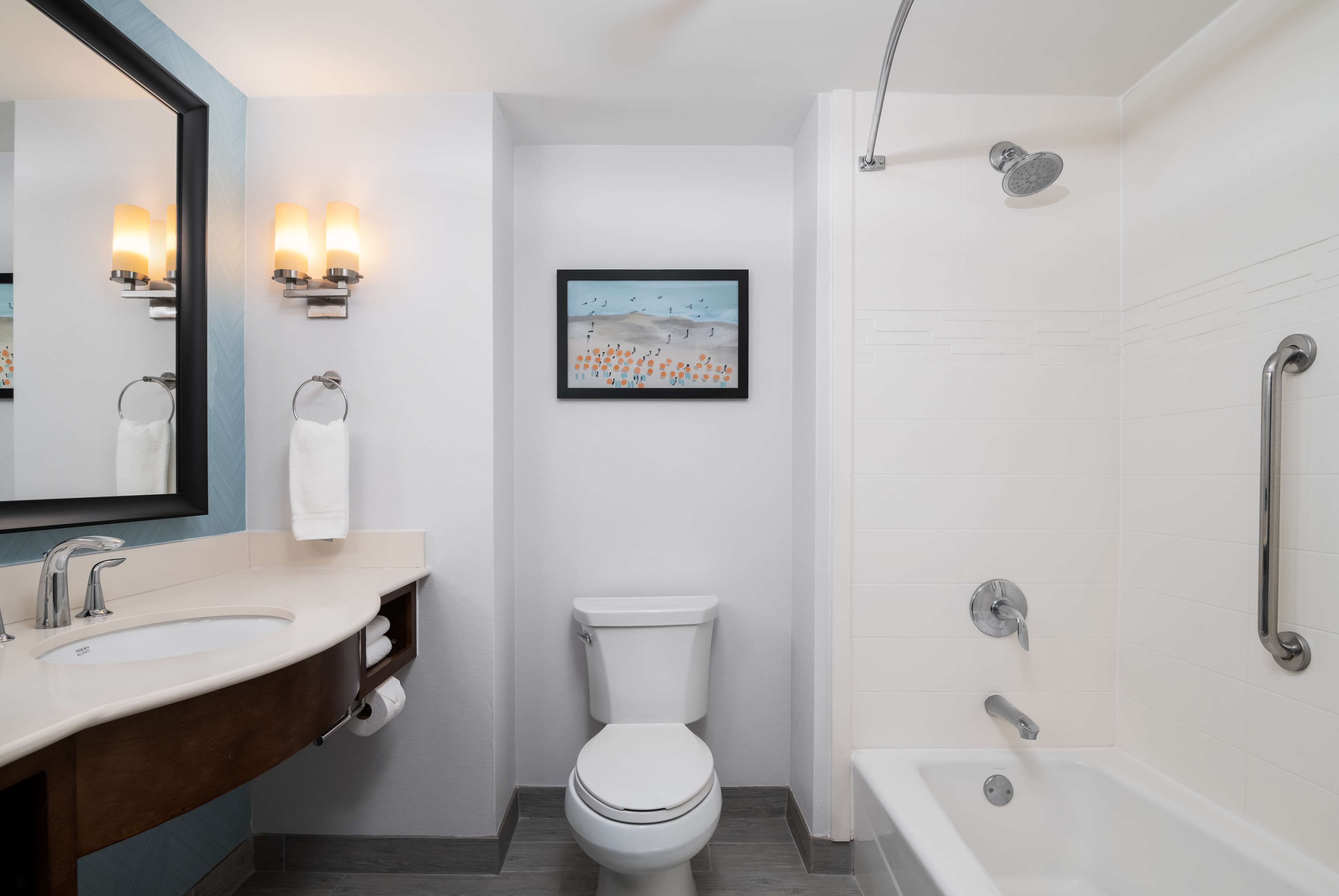 Hilton Garden Inn Daytona Beach Oceanfront - Tap to explore photos