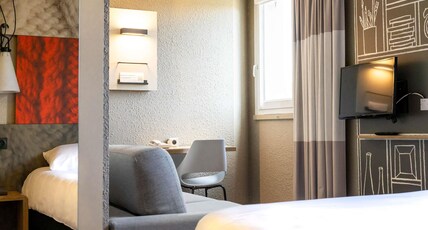 ibis Carcassonne Est La Cit Room Type - Standard Room with a double bed ibis Carcassonne Est La Cit Room Type - Standard Room with a double bed