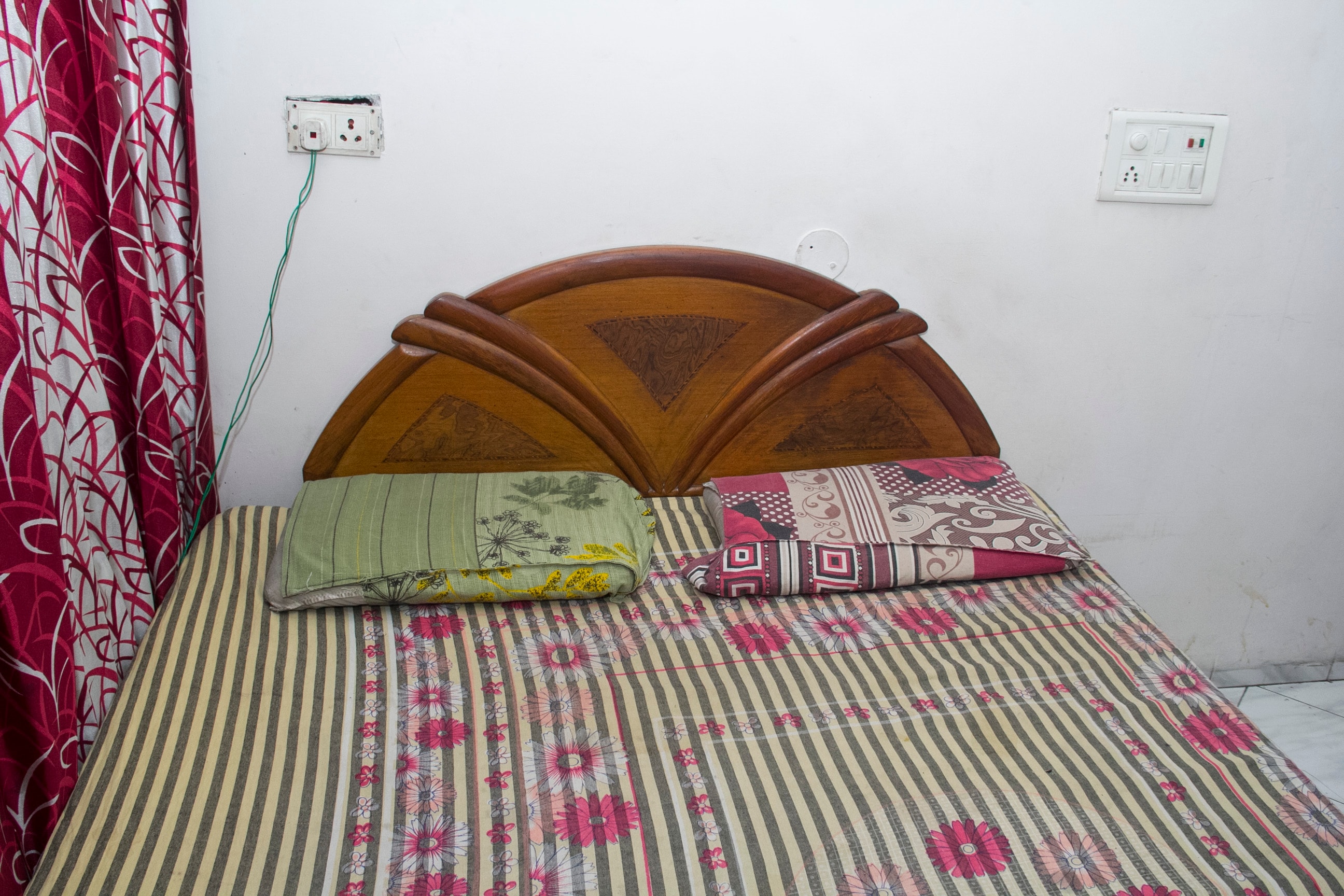 HOTEL BAJAJ - Tap to explore photos