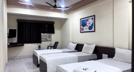 Hotel Sainath Room Type - AC TRIPLE ROOM