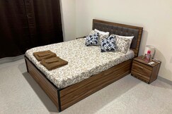 Six Bungalow Service Apartment Near Santacruz Airport