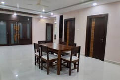 Downtown Stay - Rooms & Serviced Apartments
