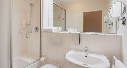 BEST WESTERN HOTEL PRISMA Room Type - 1 DOUBLE BED,STND,STRSID,WORK,FLATSC,FULL BREAKFAST