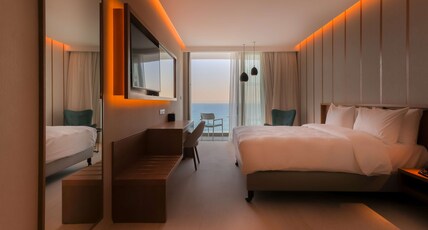 Radisson Beach Resort Larnaca Room Type - Standard Room - Balcony amp; Sea View