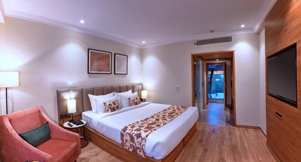 Royale Sarovar Portico Agra Room Type - Signature Beer & Veg Platter Experience