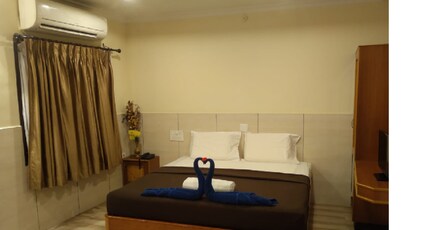 Manees Residency Room Type - STANDARD DOUBLE NON AC ROOM