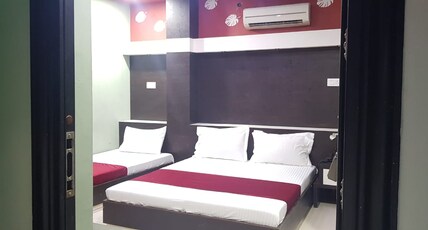 Grand Hotel Room Type - Deluxe Room