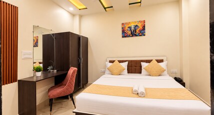 Hotel Aastha Inn Room Type - Deluxe Room with attached bathroom and Free WiFi