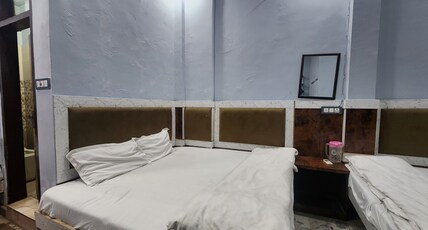 Oly Hotel Royal Orbit Room Type - Deluxe Room