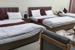 Hotel Shree Rajendra Inn (Ram Temple View)