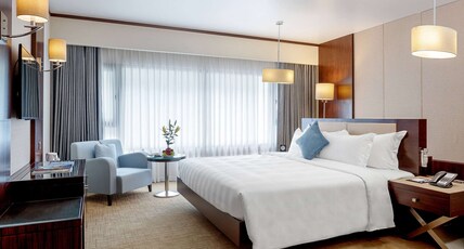 Wyndham Legend Halong Hotel Room Type - Non Smoking 1 King Bed Superior